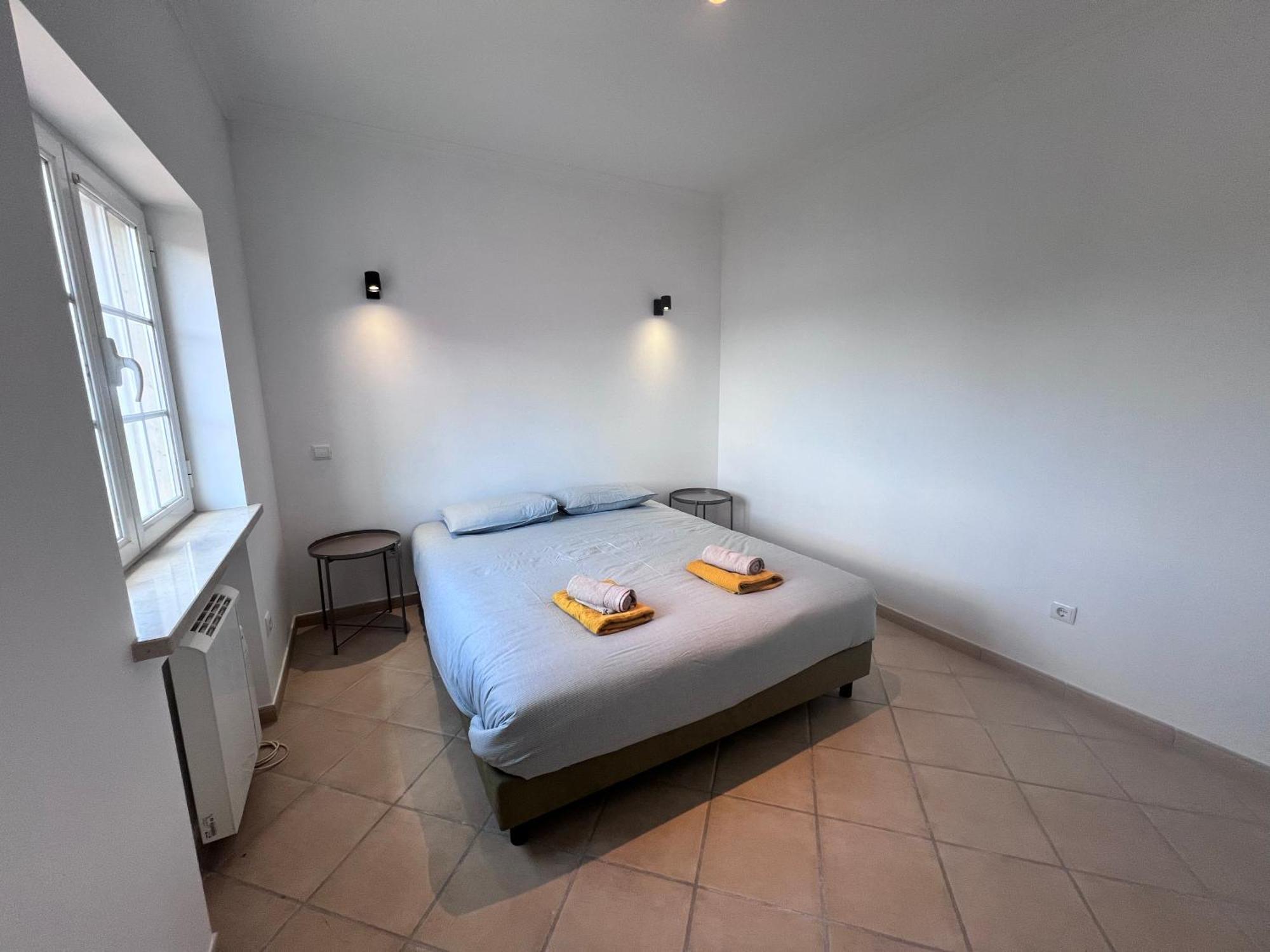 Villa Charming 5 Min From *